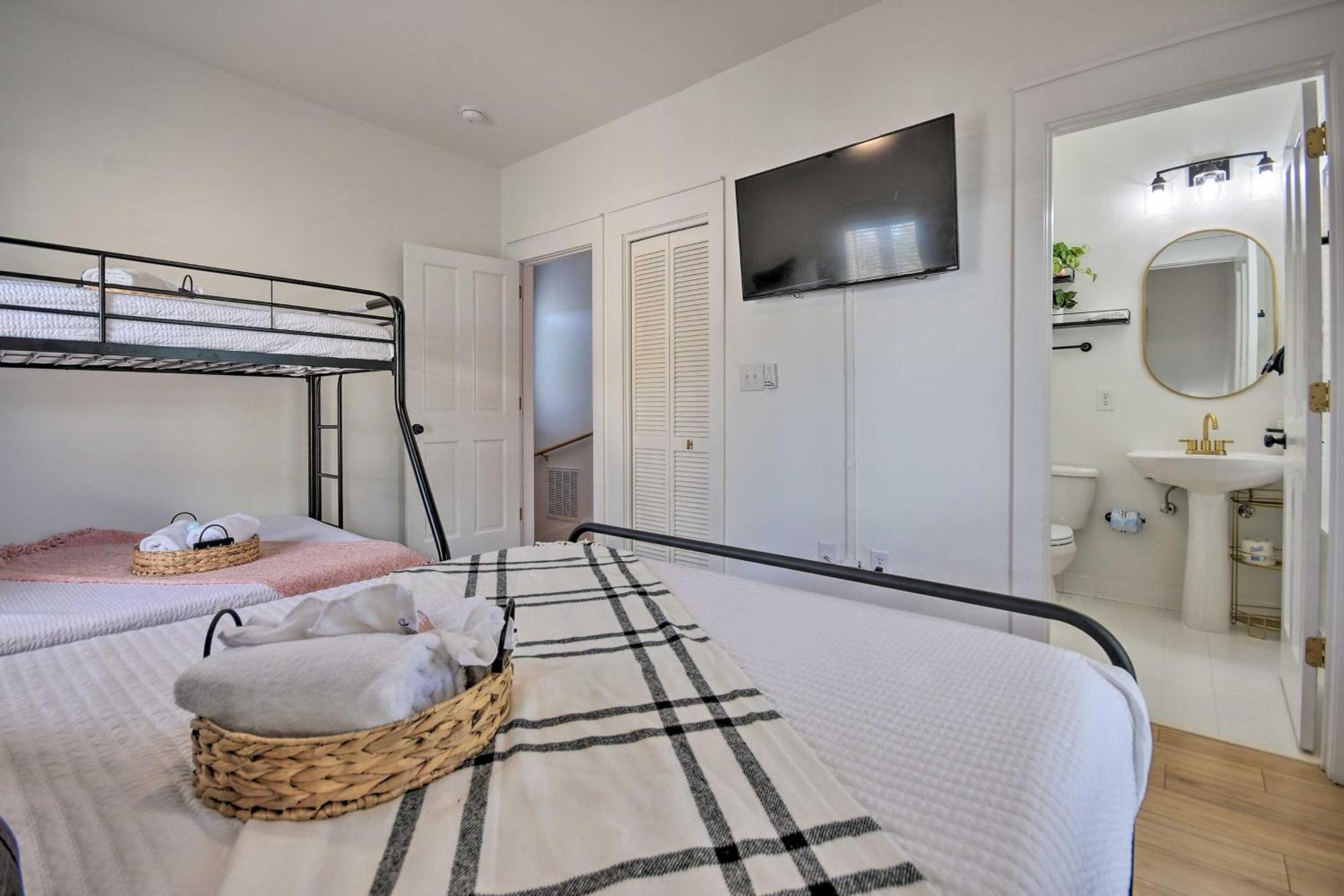 Beverly Bungalow Easy Walk To Seagrove Beach 산타로사 비치 외부 사진